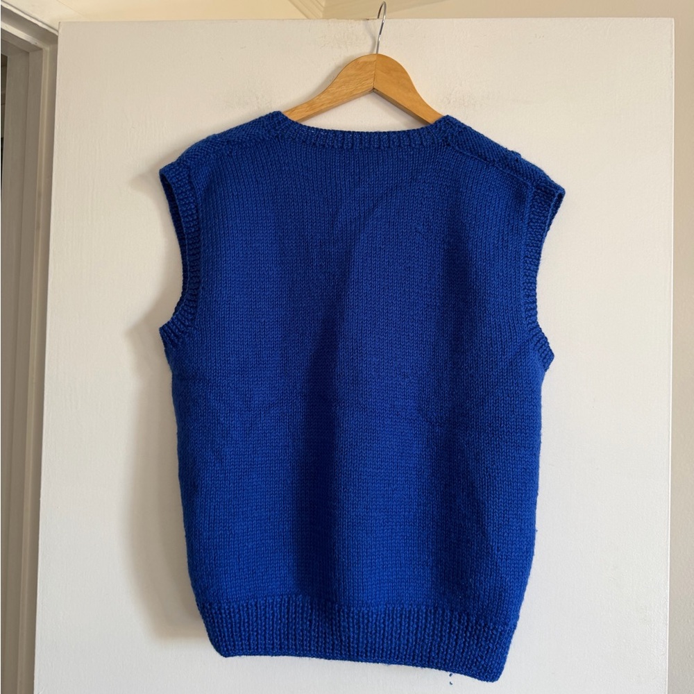 Vintage Handmade Royal Blue Sheep Knit New Zealand Sweater Vest size Large EUC - Picture 2 of 7